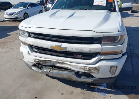 2017 Chevrolet Silverado 1500 2Lt z USA, uszkodzony, nr VIN 3GCUKREC4HG187043